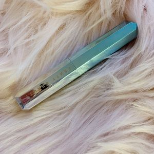 Fenty Beauty lip color